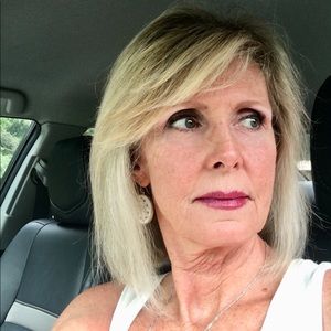 Meet your Posher, Toni